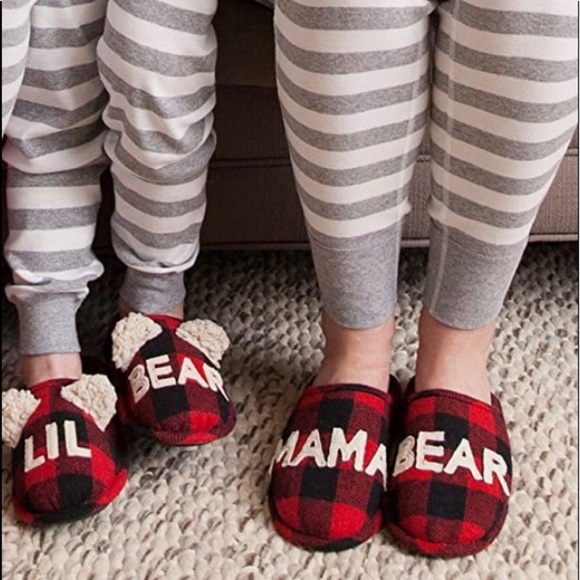 NWT! Dearfoam MAMA BEAR slippers medium - Picture 2 of 5